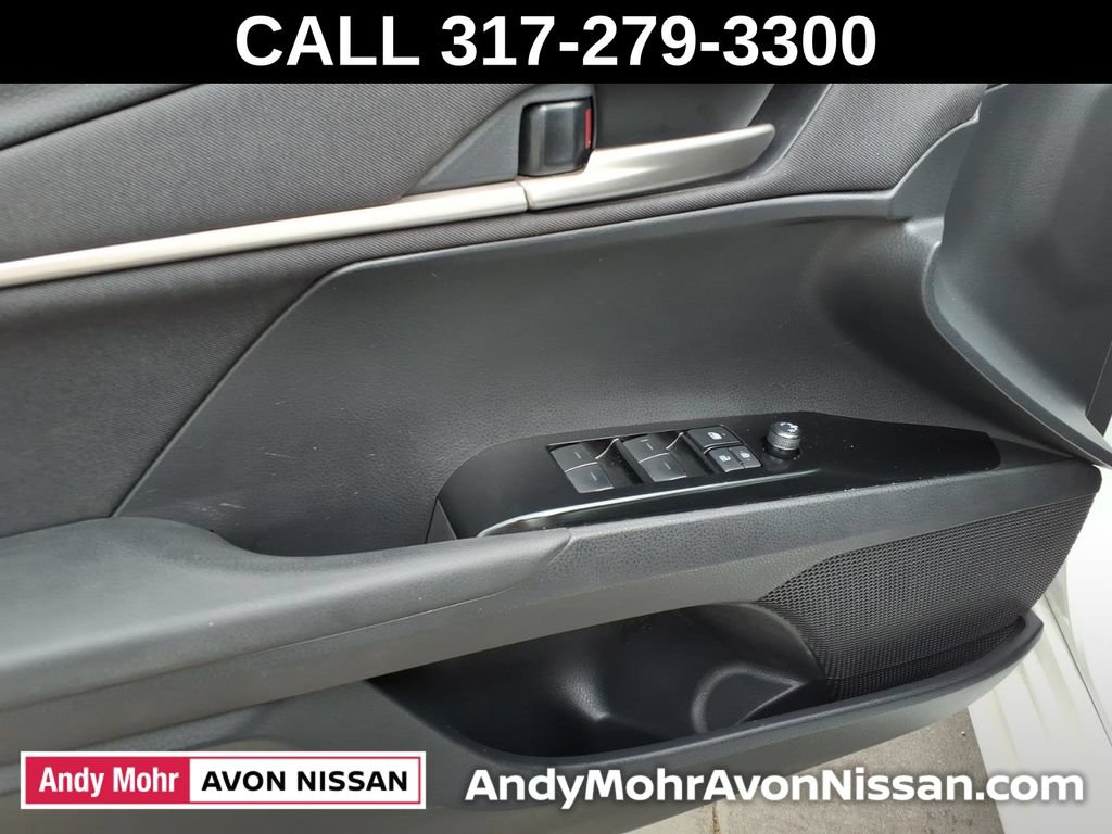 Used 2025 Toyota Camry LE FWD image 16