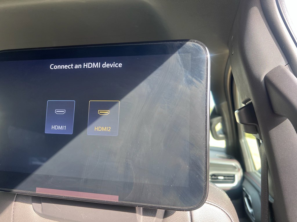 Used 2022 Chevrolet Tahoe RST w/ Sport Performance Package image 14