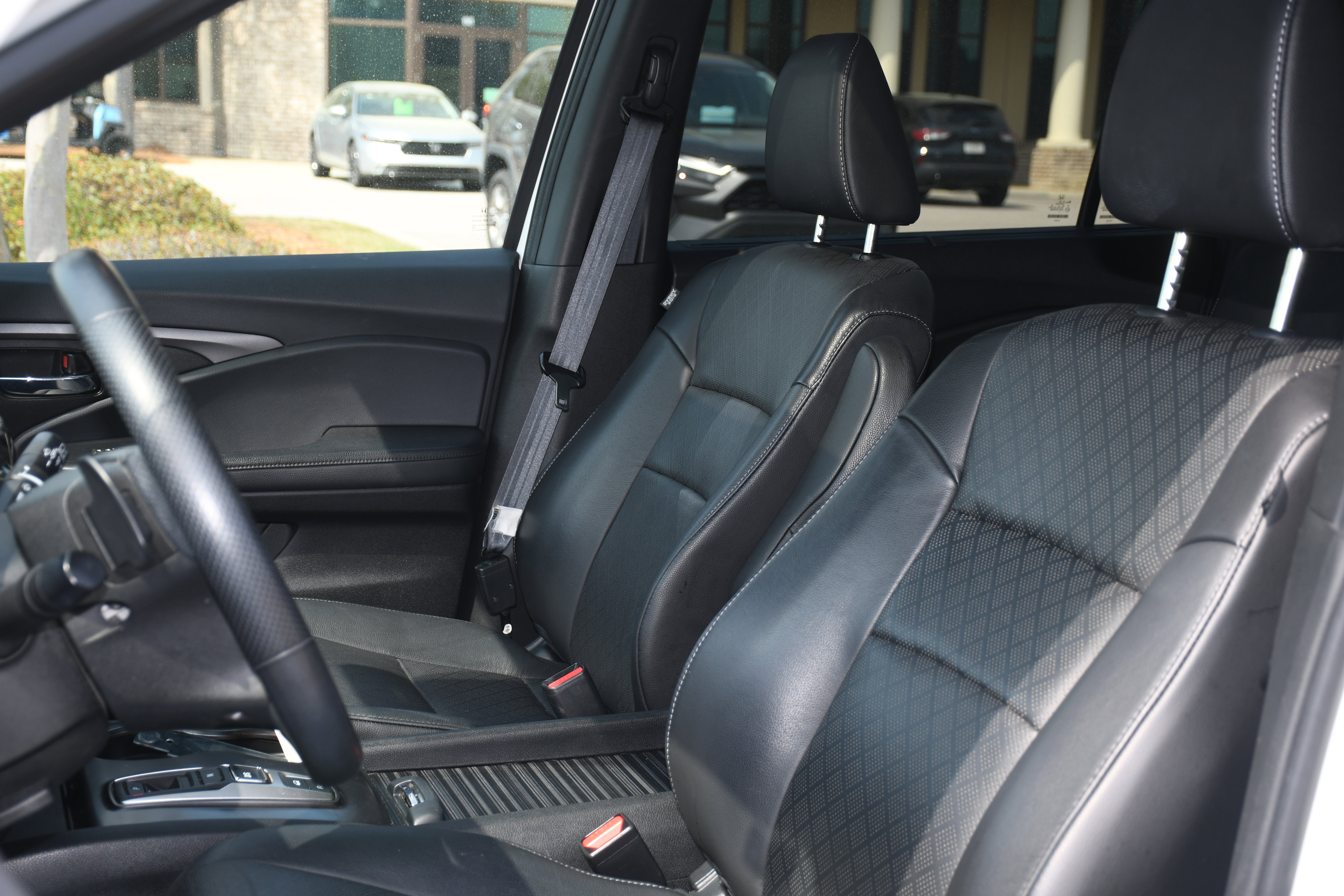 Used 2020 Honda Passport EX-L image 12