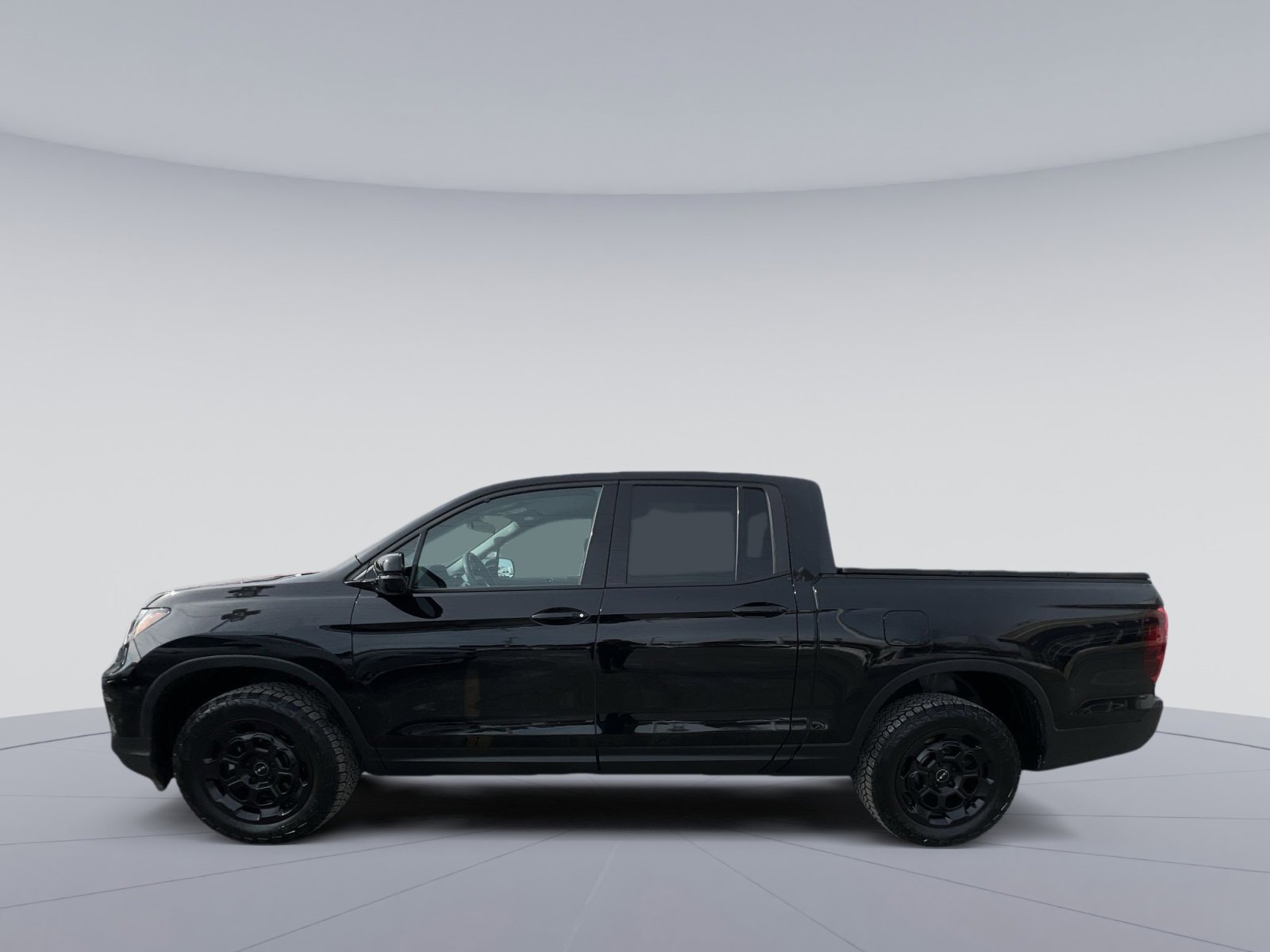 Used 2025 Honda Ridgeline Sport+ image 2