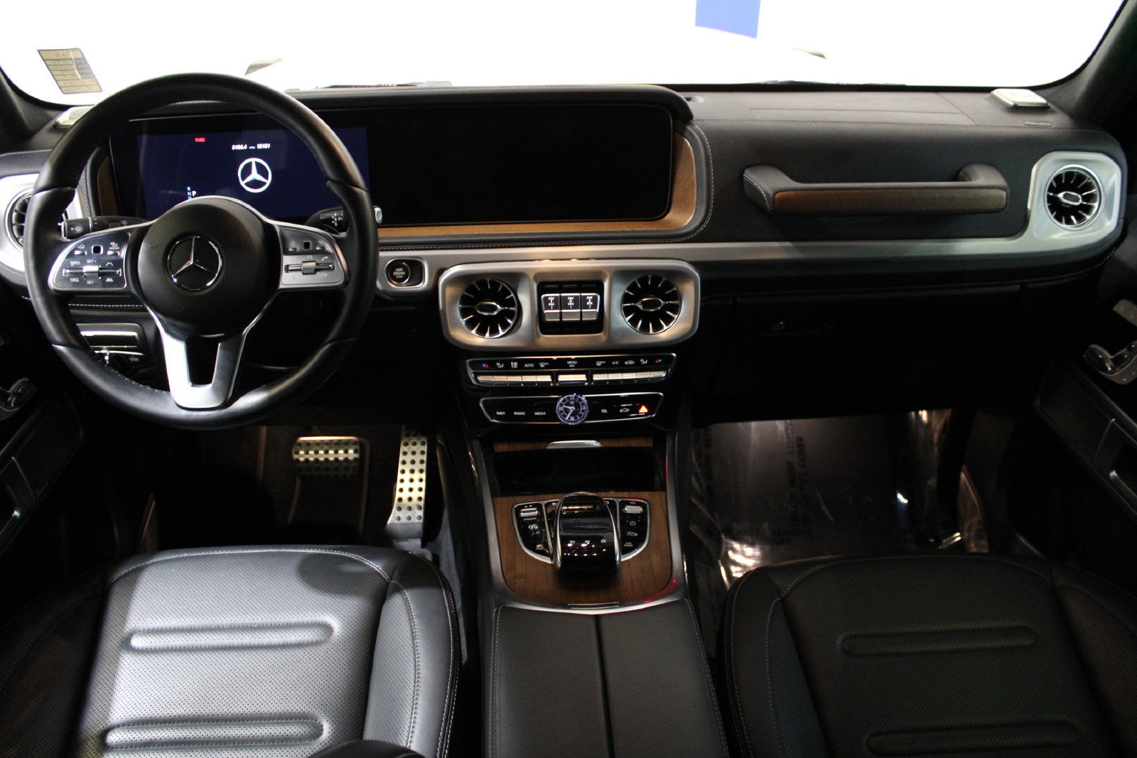 Used 2024 Mercedes-Benz G 550 image 43