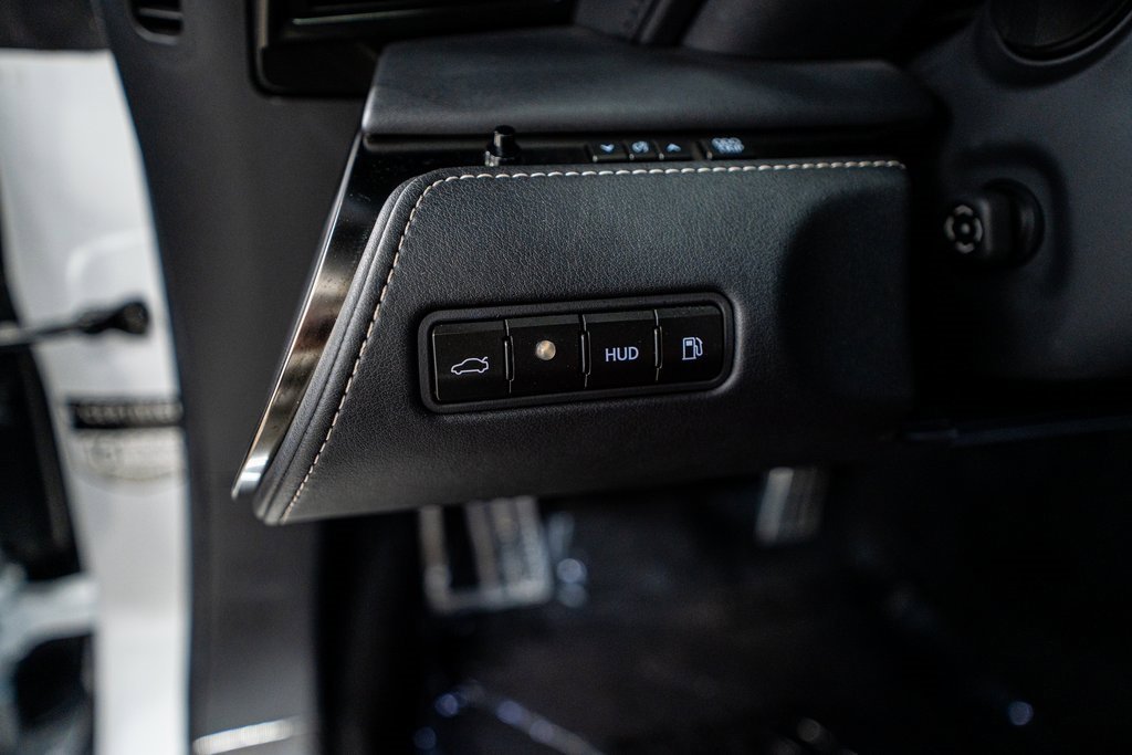 Used 2018 Lexus LC 500 Coupe w/ Performance Package image 35