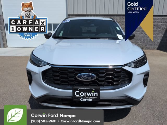 Used 2025 Ford Escape ST-Line w/ Tech Pack #1 AWD/4WD image 10