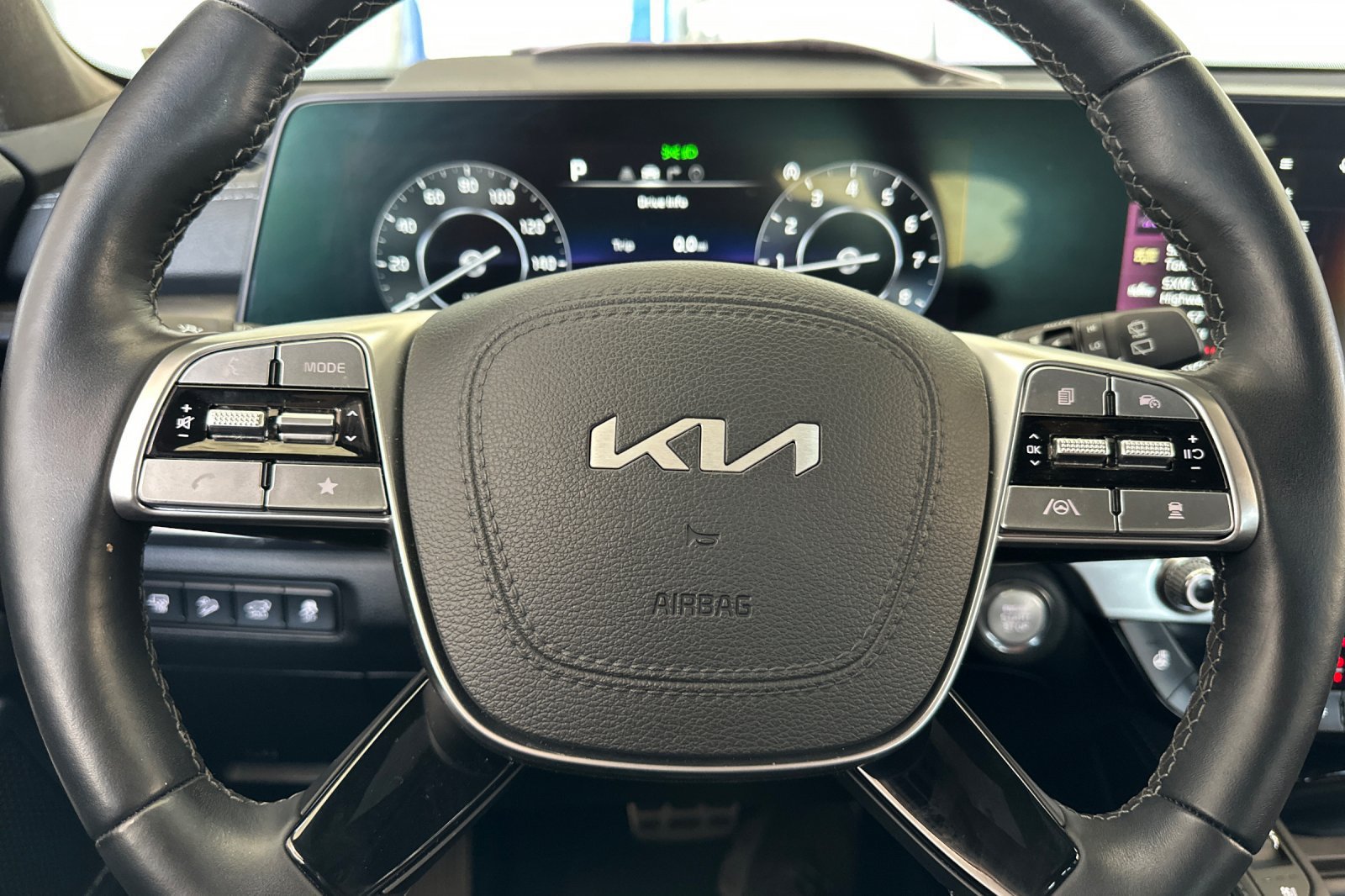Certified 2025 Kia Telluride SX Prestige X-Line AWD/4WD image 26
