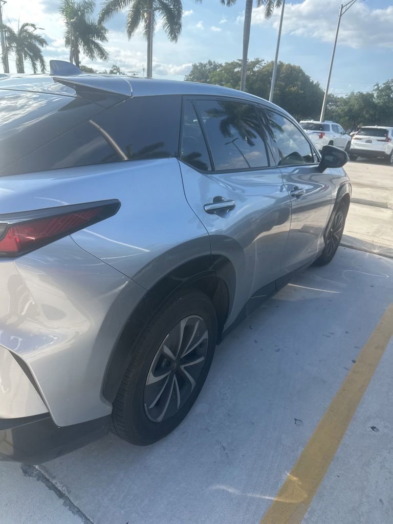 Certified 2024 Lexus RZ 300e Premium w/ Accessory Package (Z1) FWD image 6