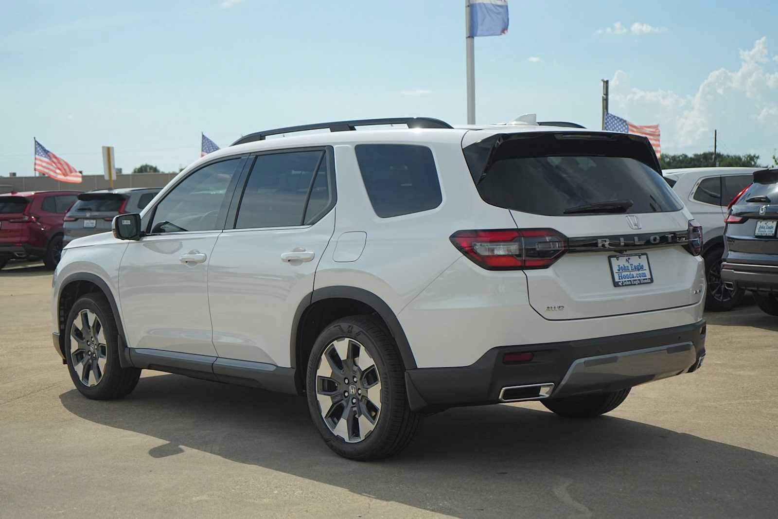 New 2026 Honda Pilot Elite image 4