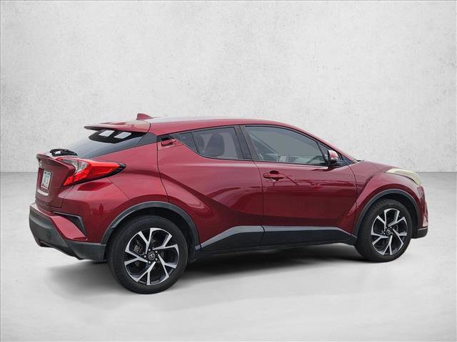 Used 2018 Toyota C-HR XLE FWD image 5