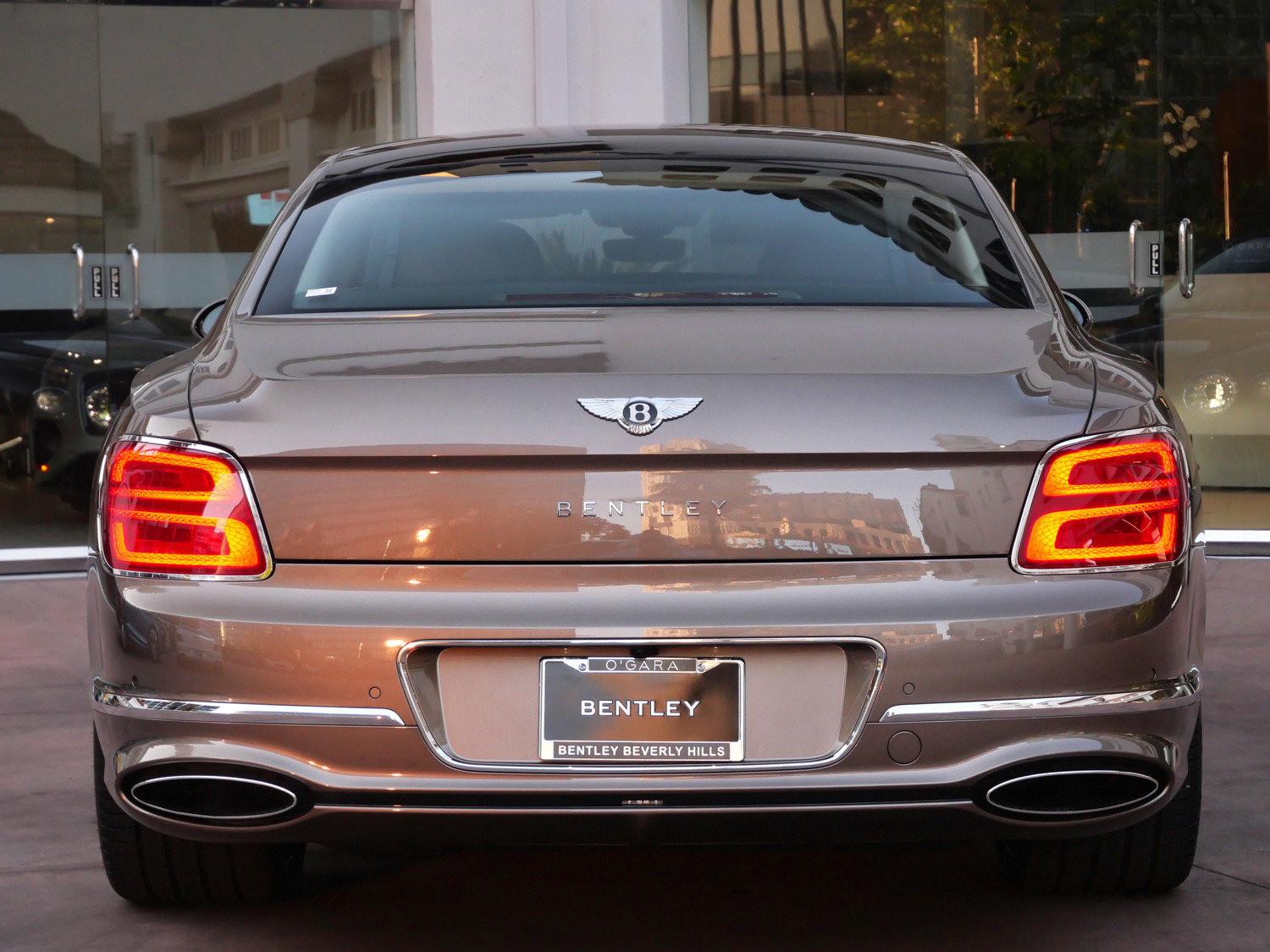New 2026 Bentley Flying Spur V8 AWD/4WD image 7