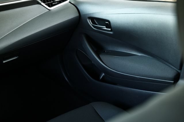 Used 2024 Toyota Corolla LE FWD image 27