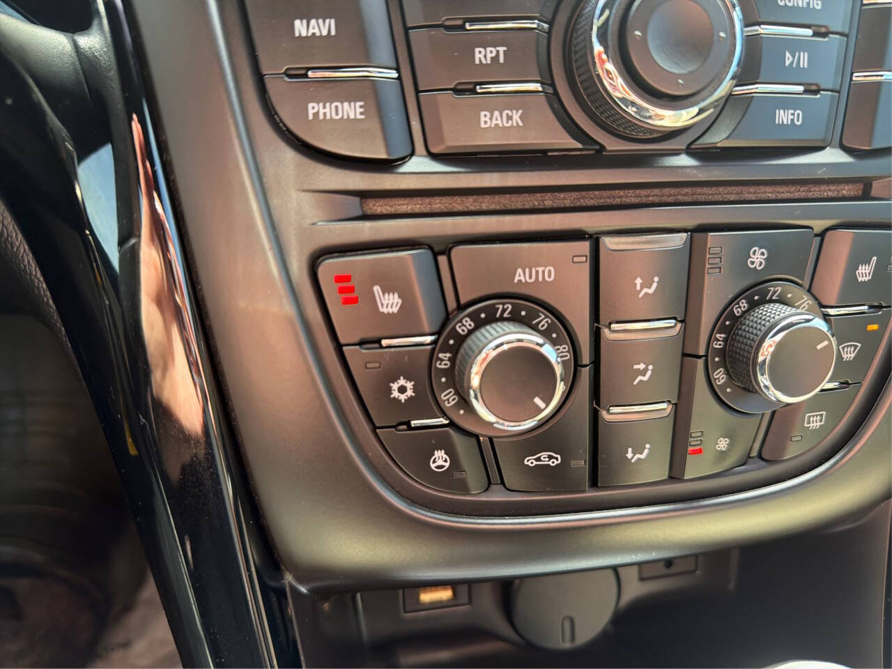 Used 2016 Buick Cascada Premium FWD image 32