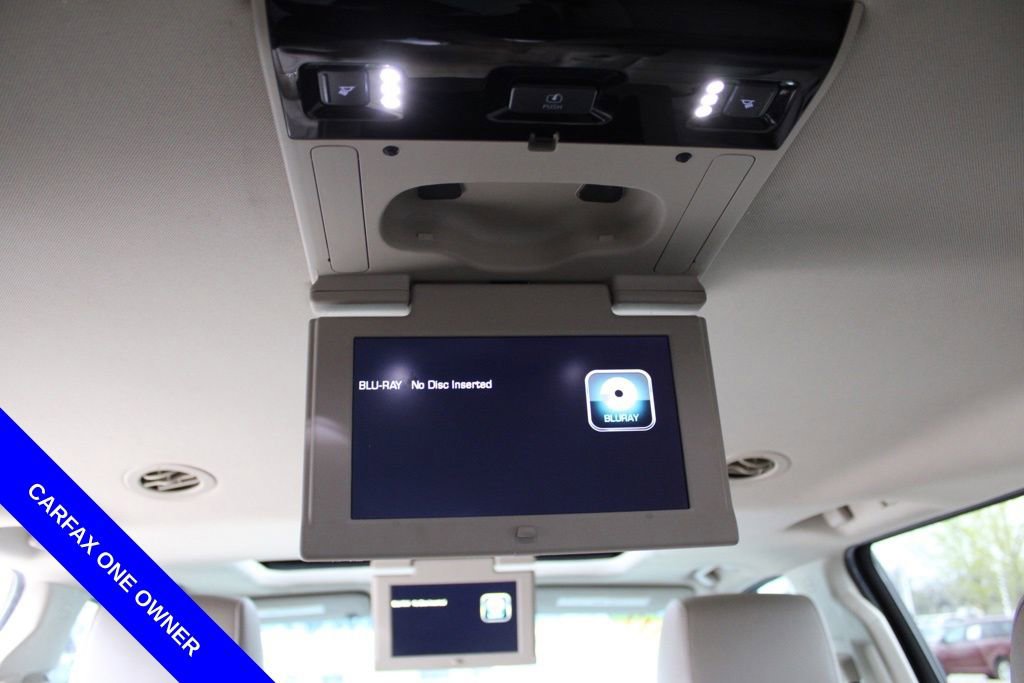 Used 2017 Chevrolet Suburban Premier image 31