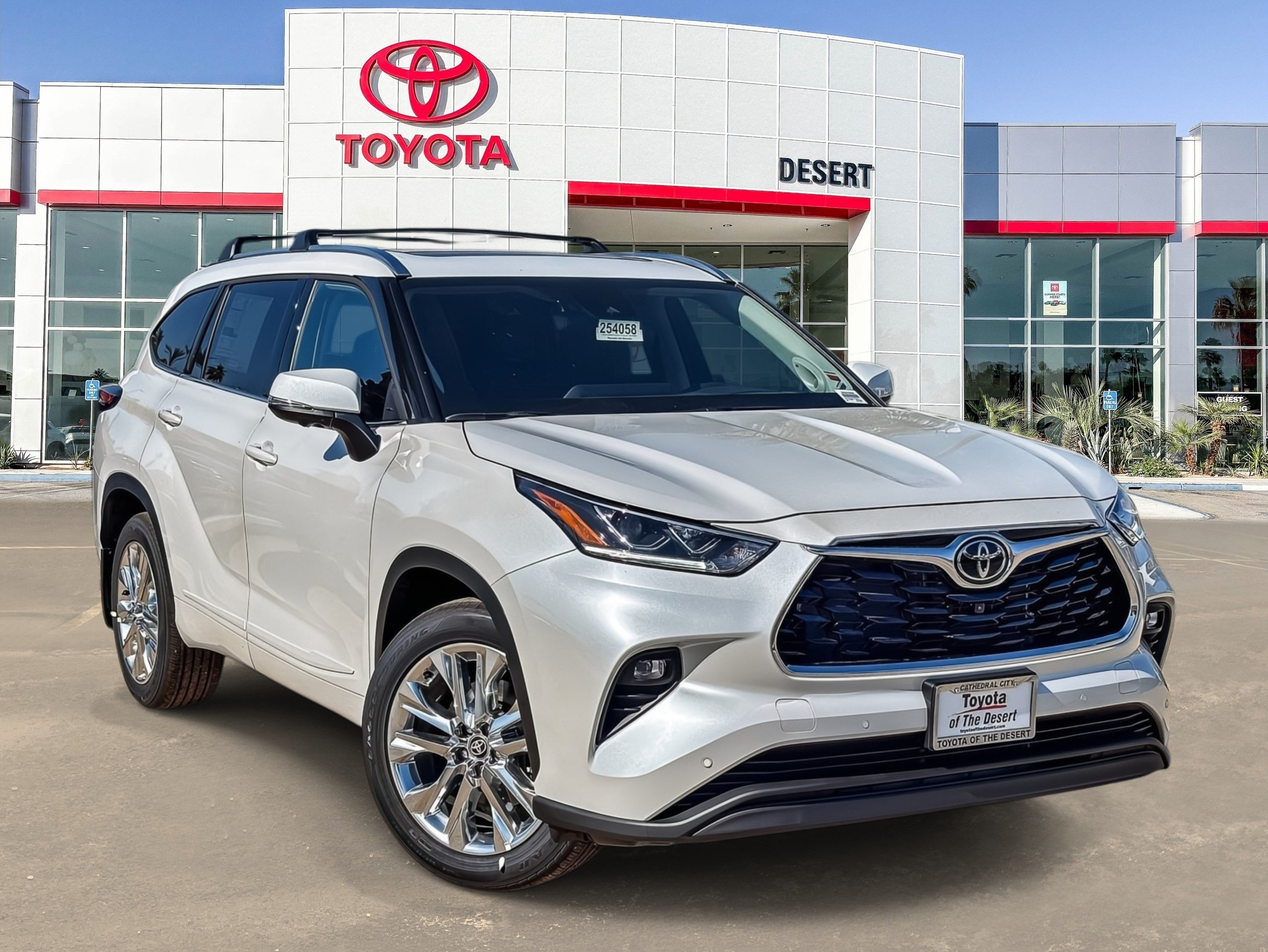 New 2026 Toyota Highlander Limited AWD/4WD video 1