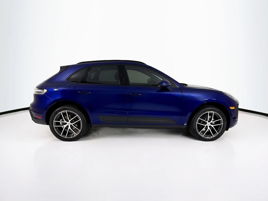 New 2026 Porsche Macan AWD/4WD image 8