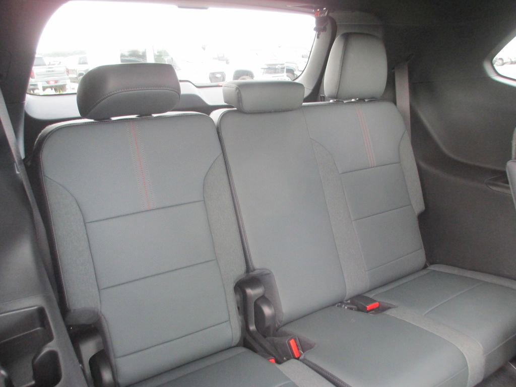 Used 2026 GMC Acadia AT4 w/ Super Cruise Package AWD/4WD image 25