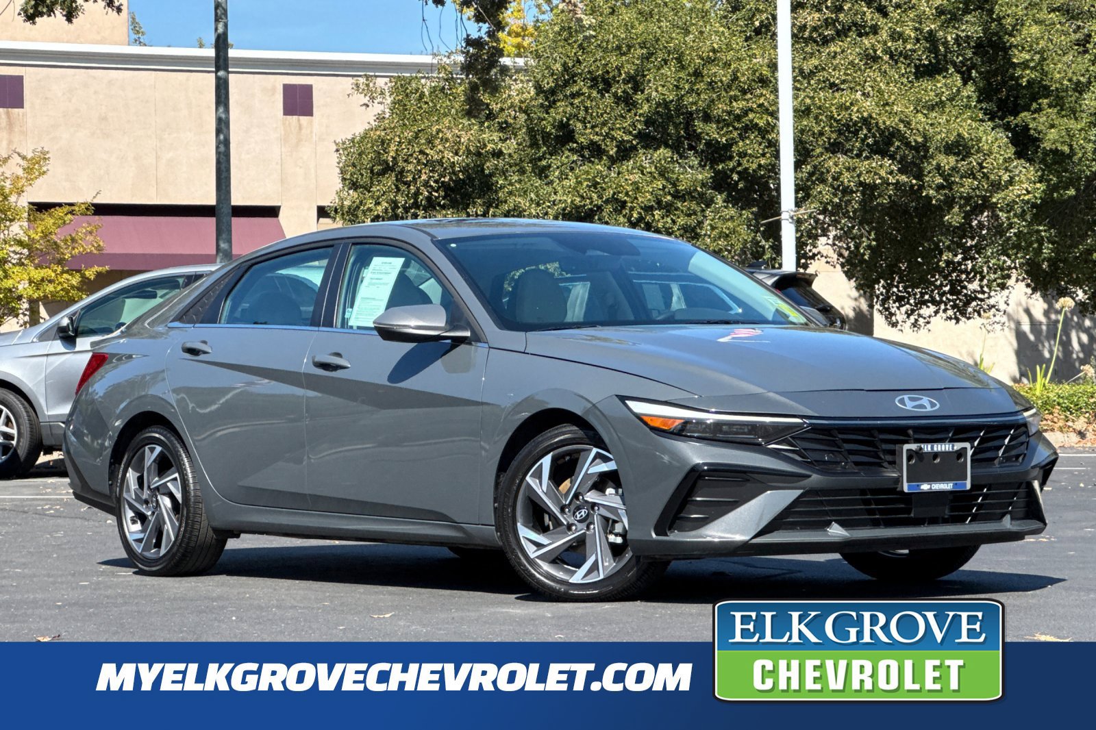 Used 2025 Hyundai Elantra Limited FWD image 1