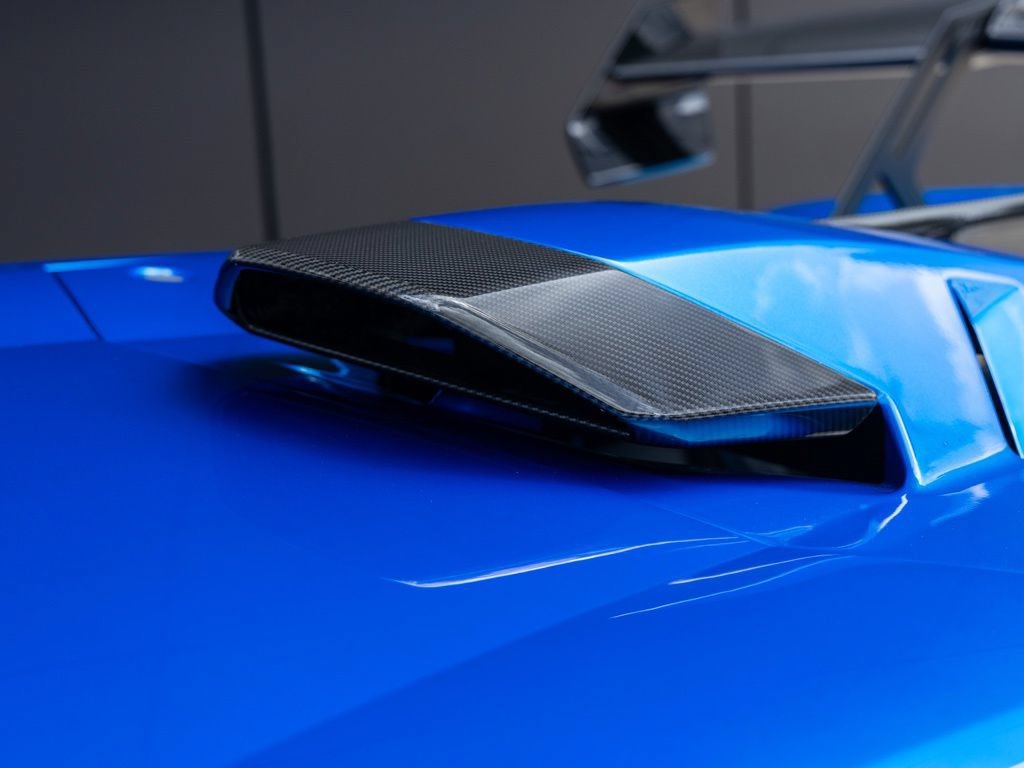 Used 2022 Lamborghini Huracan STO RWD image 13