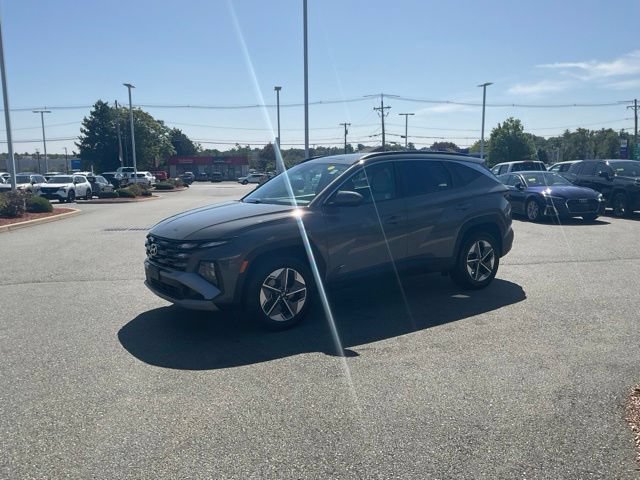 Used 2025 Hyundai Tucson SEL AWD/4WD image 3