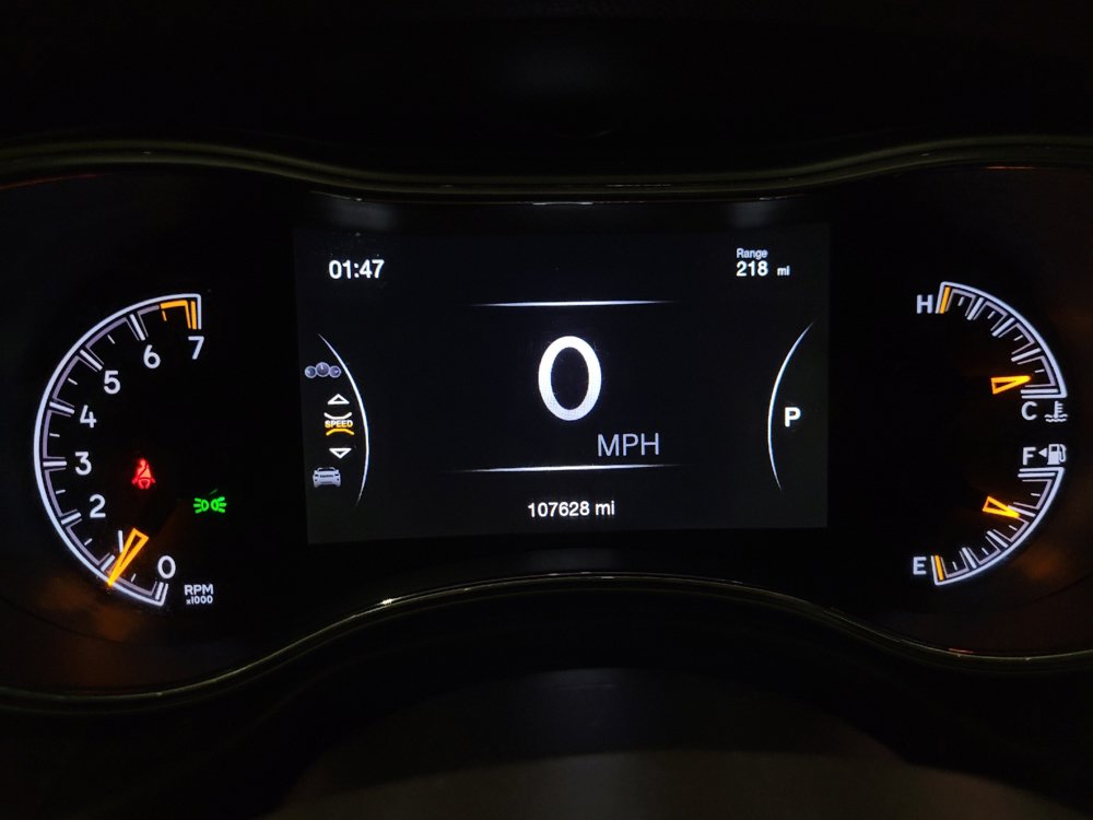 Used 2017 Jeep Grand Cherokee Overland AWD/4WD image 23