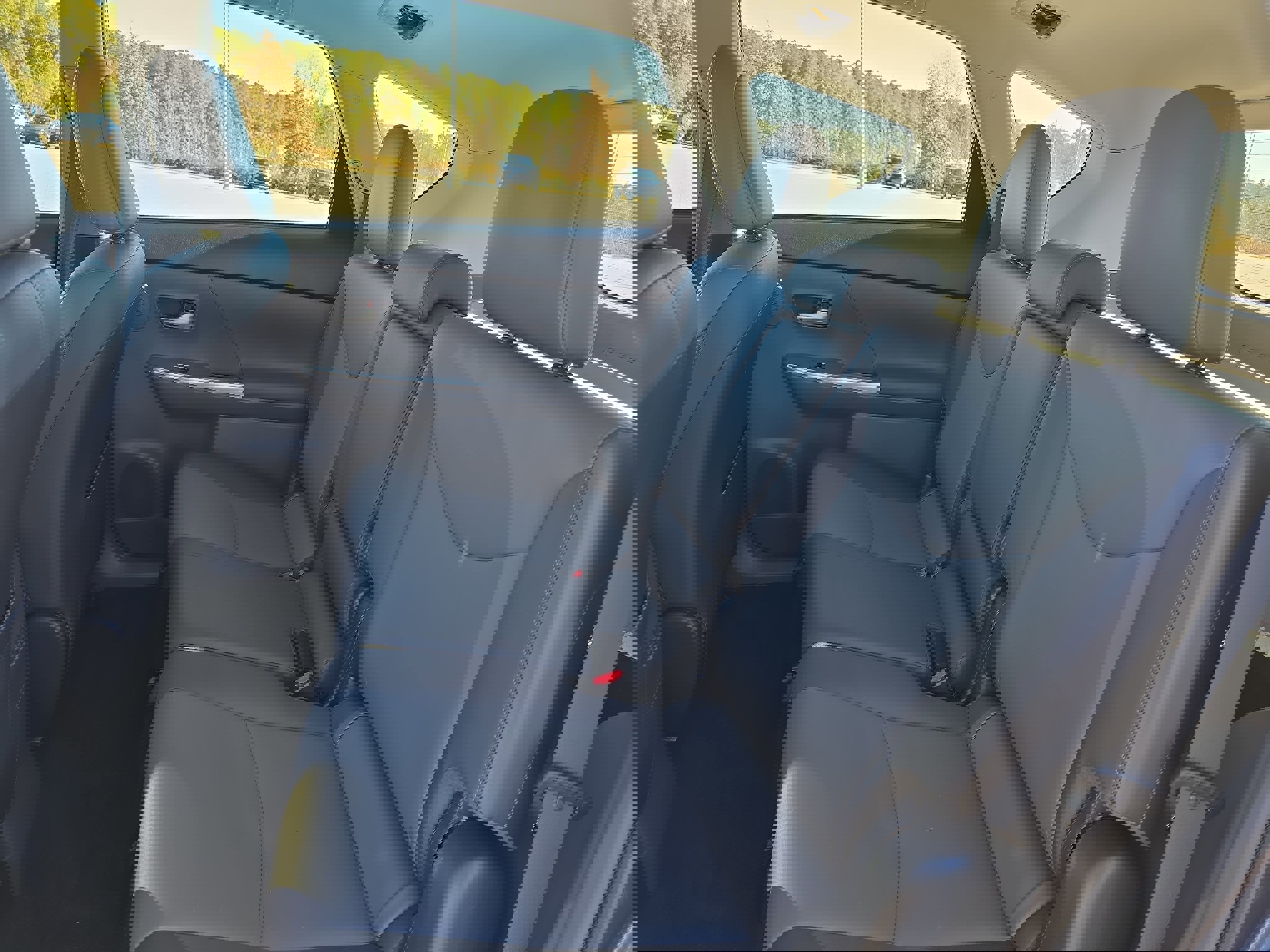 Used 2014 Toyota Prius V Five image 13