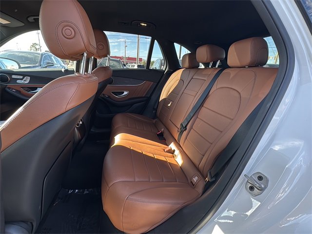 Used 2022 Mercedes-Benz GLC 300 image 12