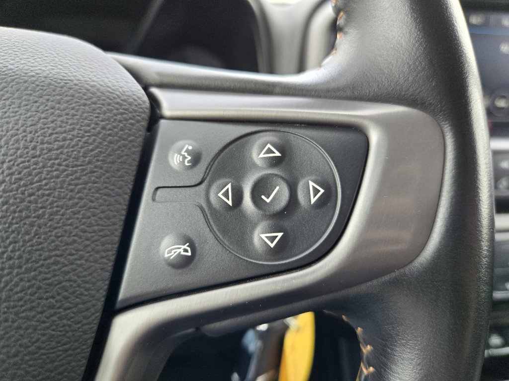 Used 2021 GMC Canyon AT4 w/ Trailering Package image 18