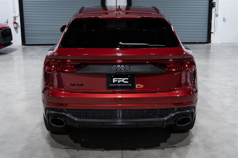 Used 2024 Audi RS Q8 AWD/4WD image 5