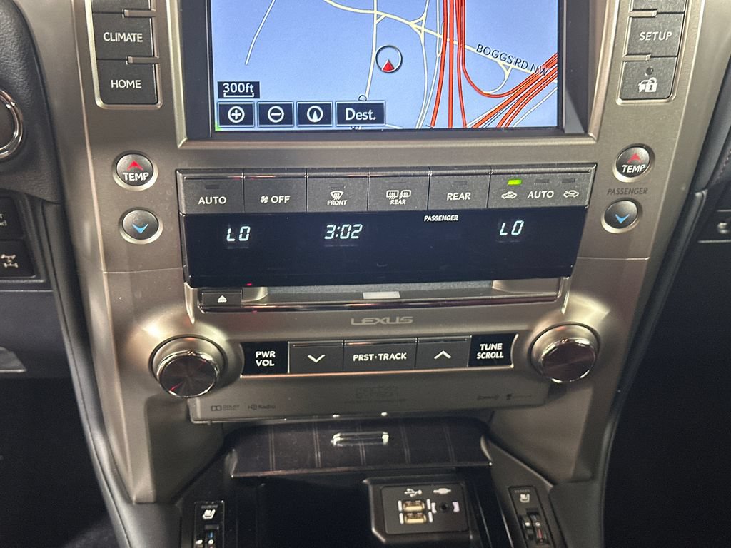 Used 2021 Lexus GX 460 Luxury w/ Accessory Package AWD/4WD image 30