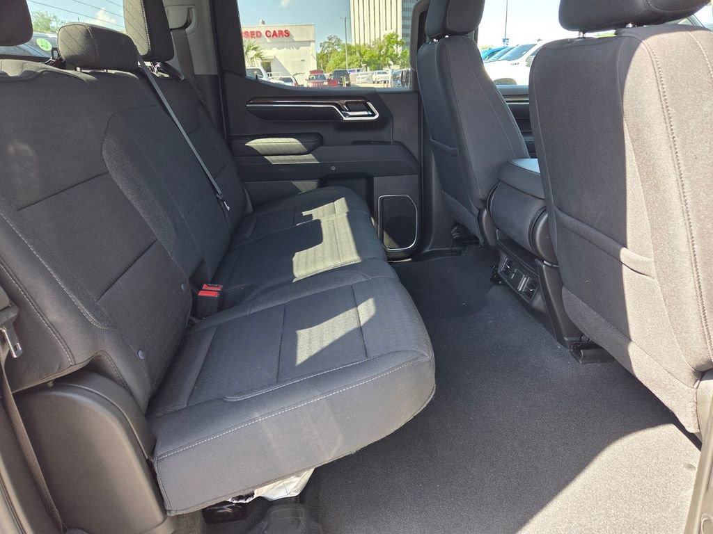 Certified 2023 Chevrolet Silverado 1500 LT AWD/4WD image 15