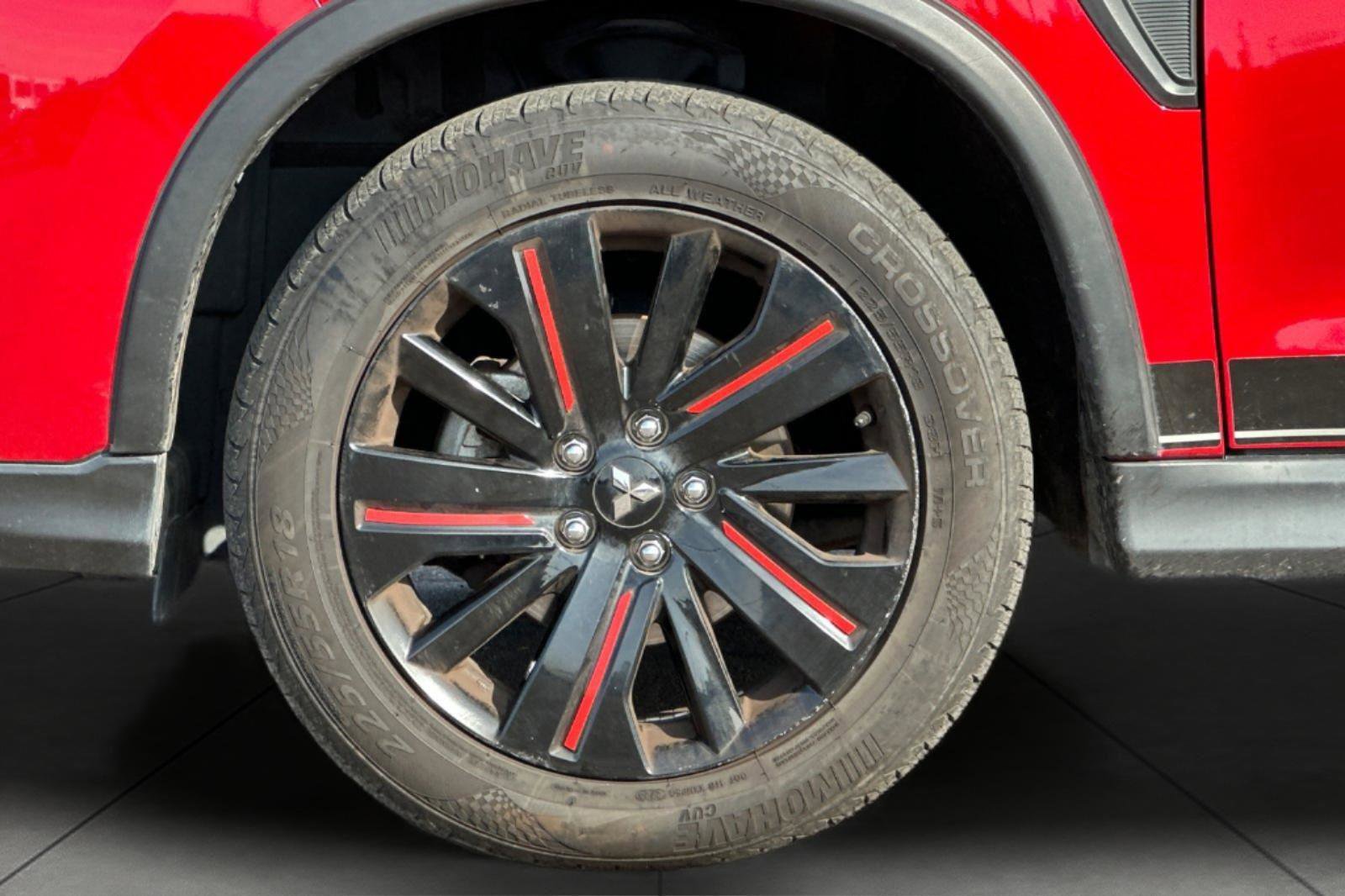 Used 2021 Mitsubishi Outlander Sport Black Edition image 28