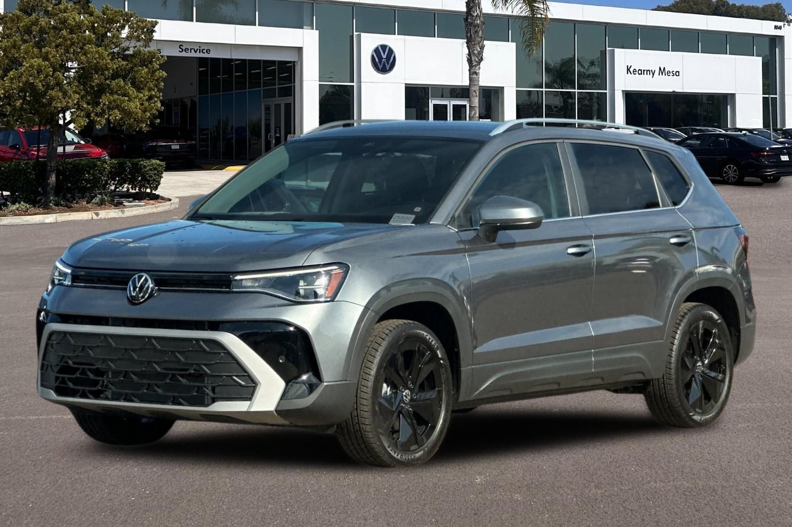 New 2026 Volkswagen Taos SE FWD image 8