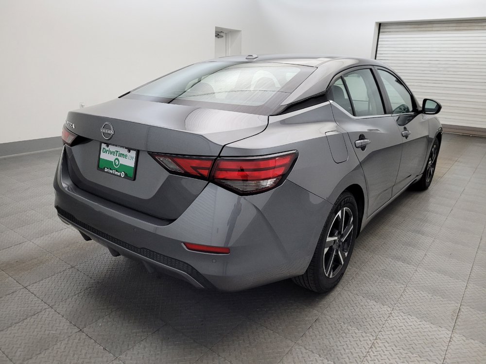 Used 2025 Nissan Sentra SV FWD image 9