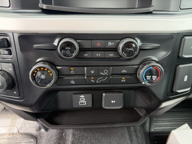 New 2026 Ford F350 XL AWD/4WD image 18