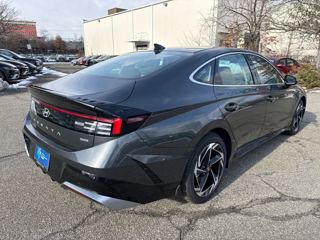 New 2026 Hyundai Sonata SEL AWD/4WD image 9