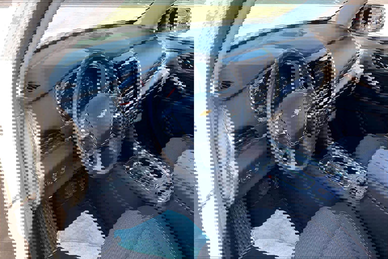 Used 2020 Chevrolet Traverse LS image 17