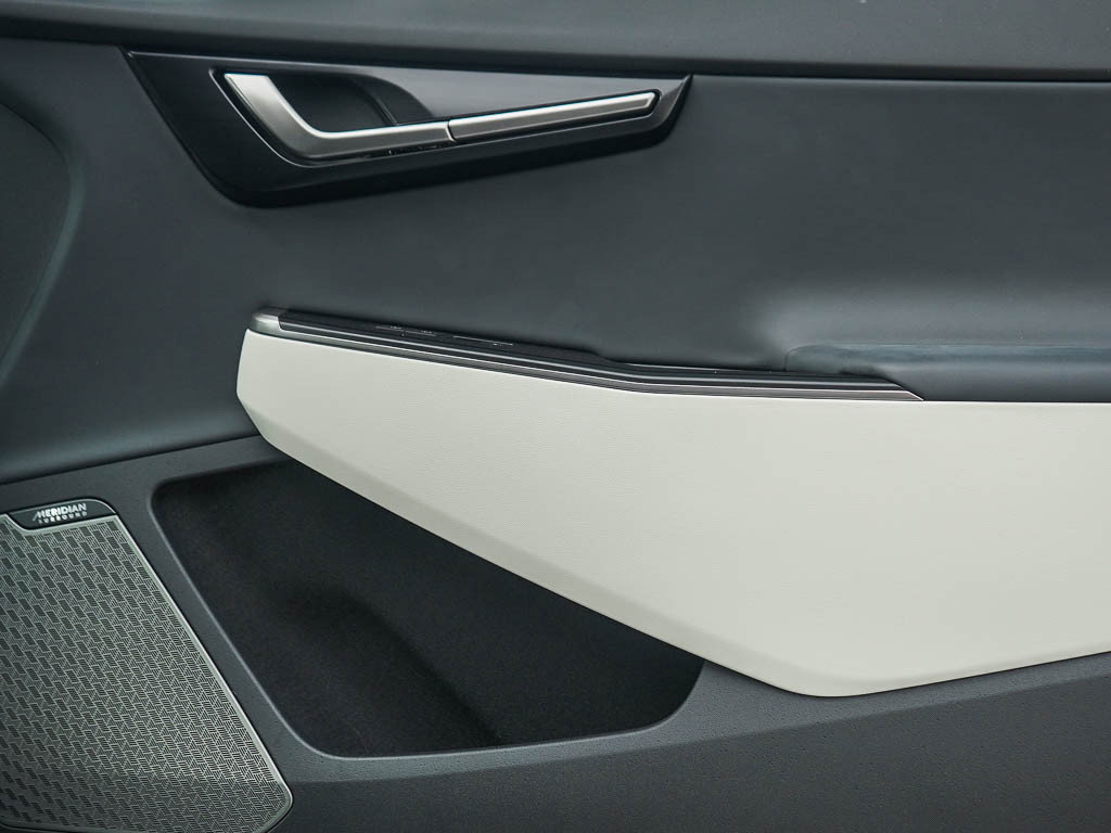 New 2026 Kia EV6 GT-Line AWD/4WD image 10