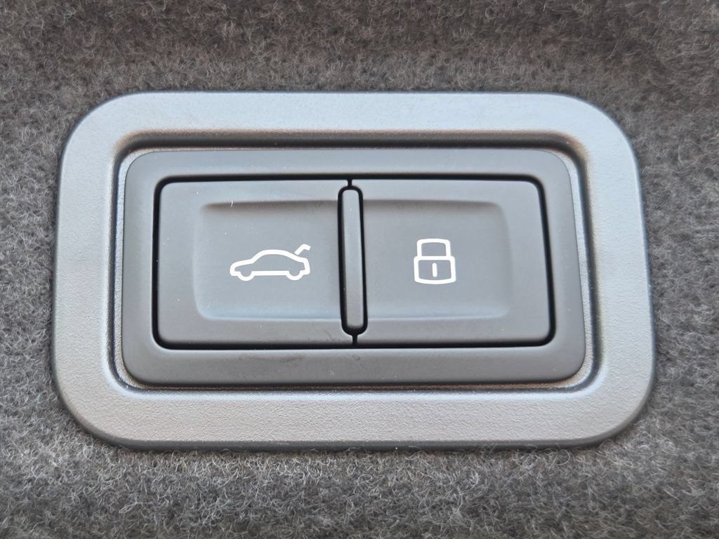 Certified 2026 Audi A6 Premium Plus AWD/4WD image 32