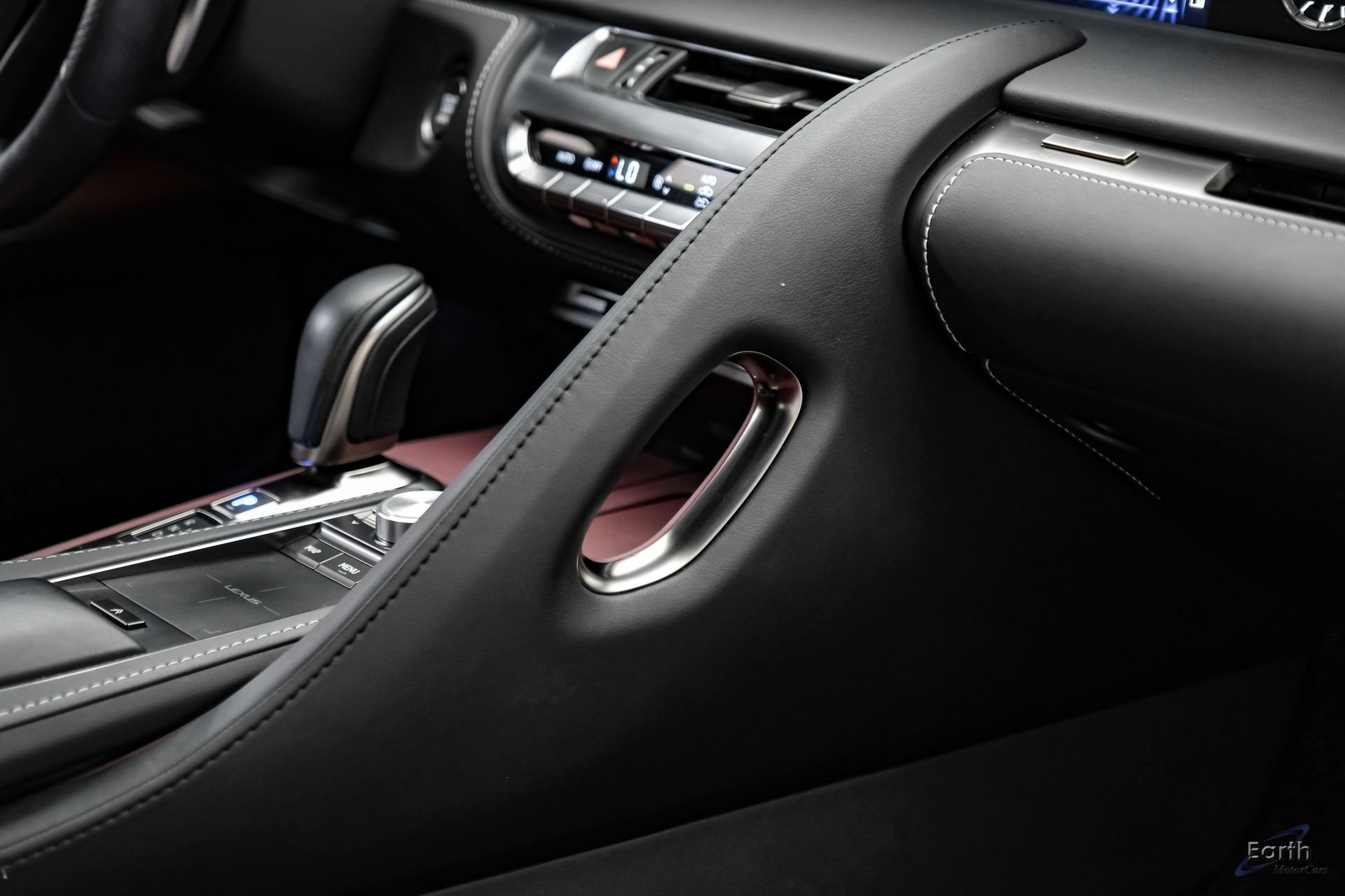 Used 2018 Lexus LC 500 Coupe w/ Performance Package RWD image 53
