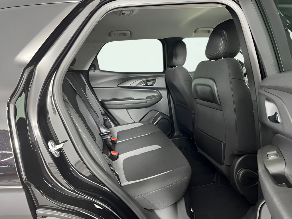 New 2026 Chevrolet TrailBlazer LT w/ Midnight Edition AWD/4WD image 11
