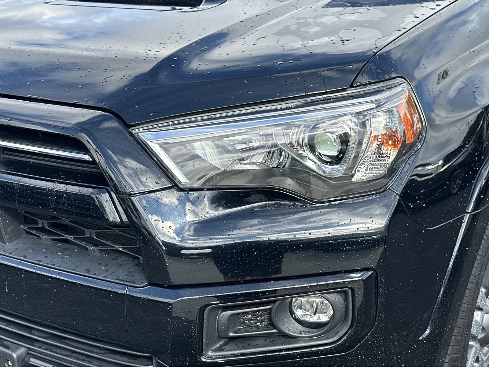 Used 2022 Toyota 4Runner TRD Sport AWD/4WD image 11