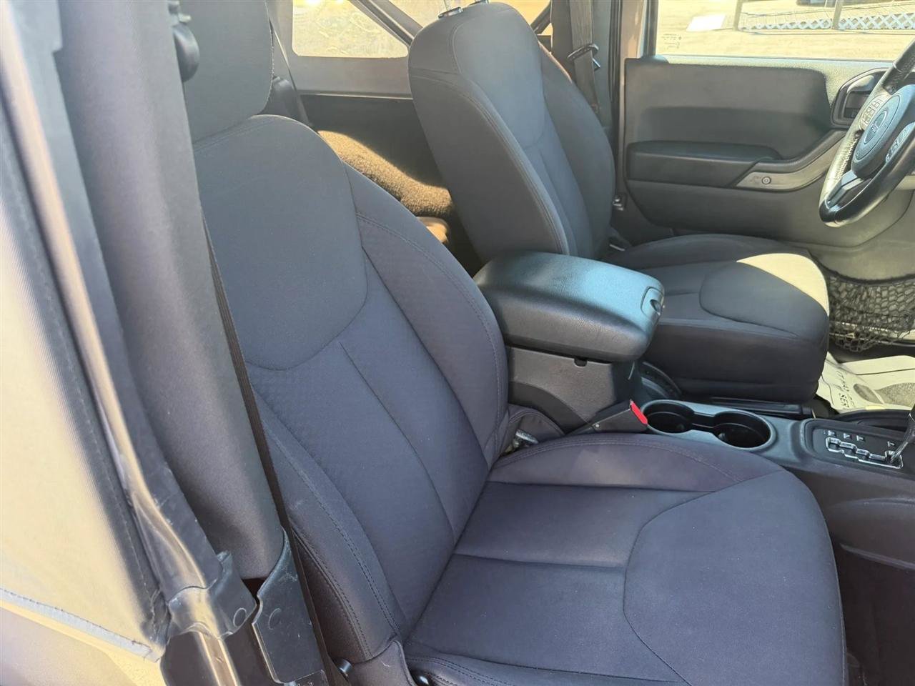 Used 2014 Jeep Wrangler Sport w/ Connectivity Group AWD/4WD image 29