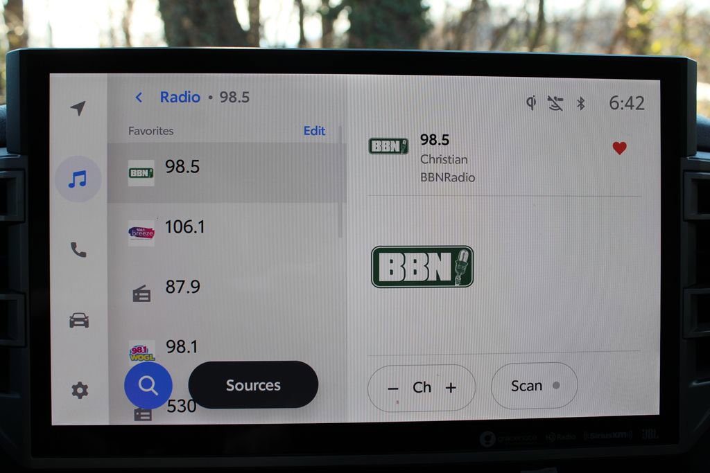 Used 2022 Toyota Tundra Limited image 14