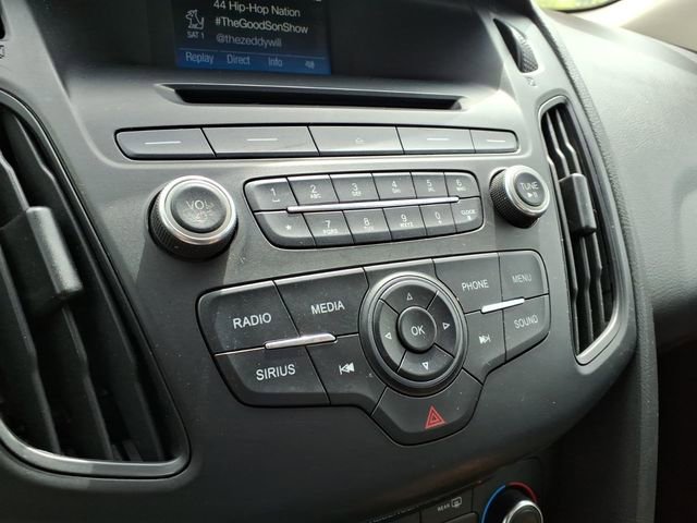 Used 2017 Ford Focus SE FWD image 26