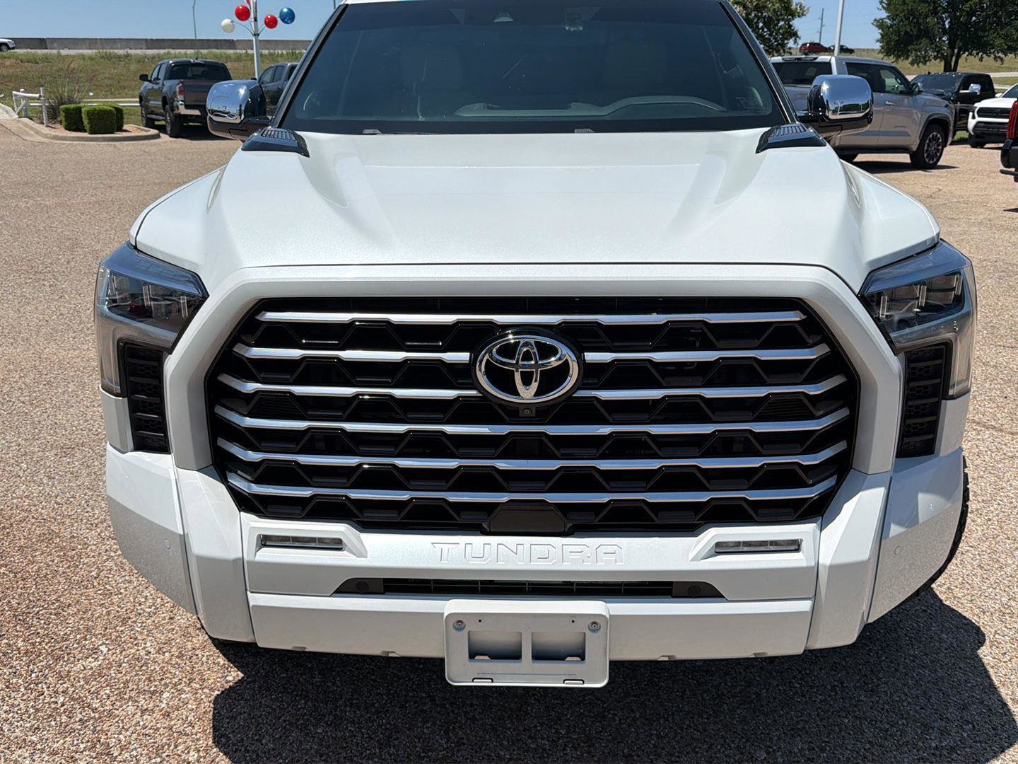 Used 2023 Toyota Tundra Capstone AWD/4WD image 8