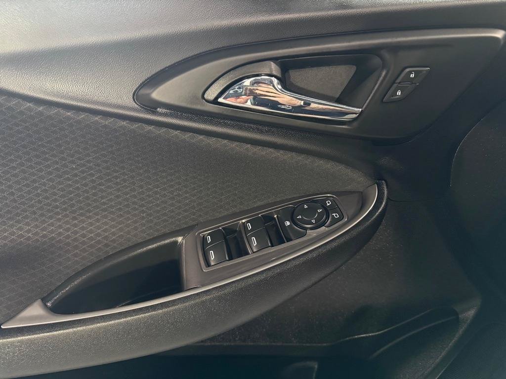 Used 2022 Chevrolet Malibu RS FWD image 21