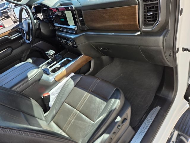 Certified 2023 Chevrolet Silverado 1500 High Country AWD/4WD image 16
