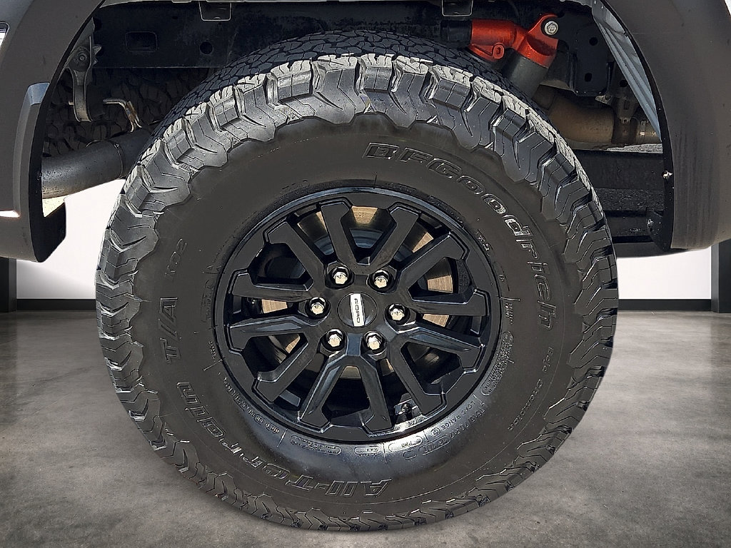 Used 2025 Ford F150 Raptor AWD/4WD image 7