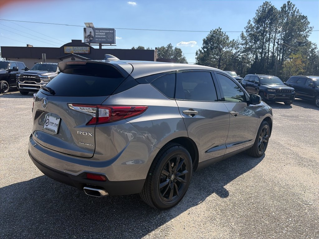 Used 2025 Acura RDX SH-AWD image 6
