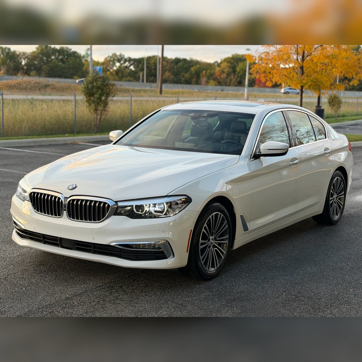 Used 2018 BMW 540i xDrive AWD/4WD image 4