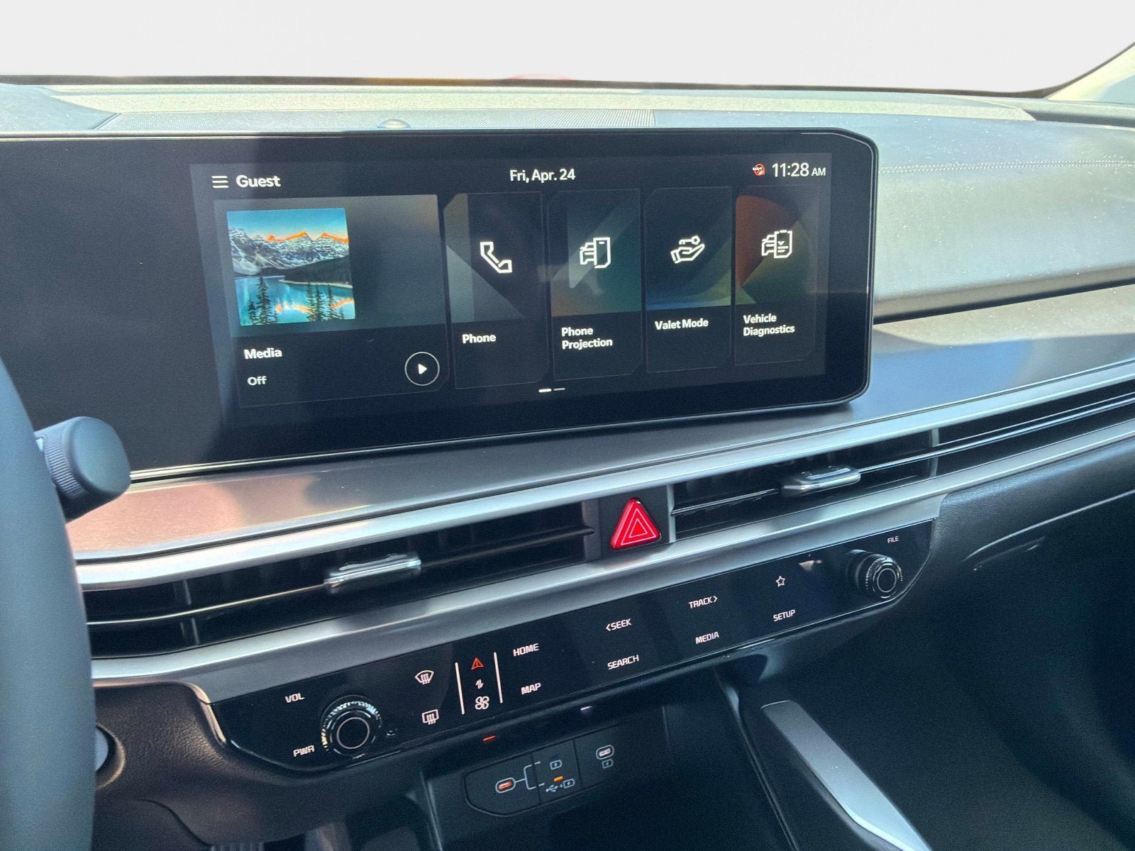 New 2026 Kia Sorento LX FWD image 19