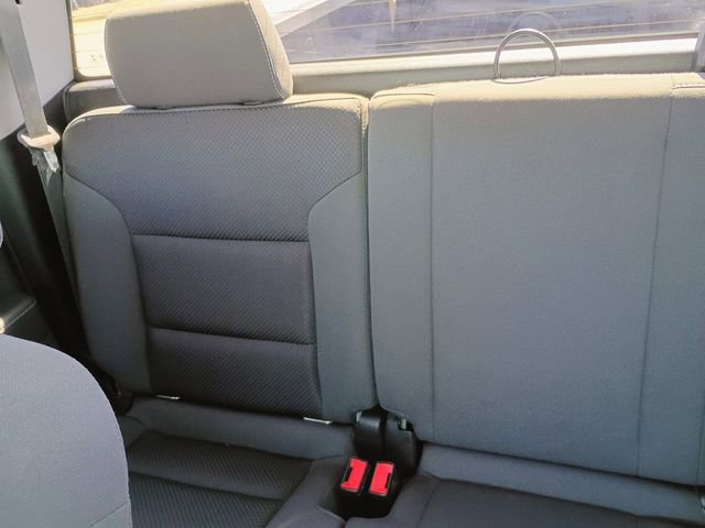 Used 2018 Chevrolet Silverado 1500 LT w/ All Star Edition image 32